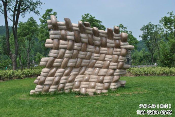 博爾塔拉鏤空包包雕塑 博爾塔拉鏤空包包雕塑