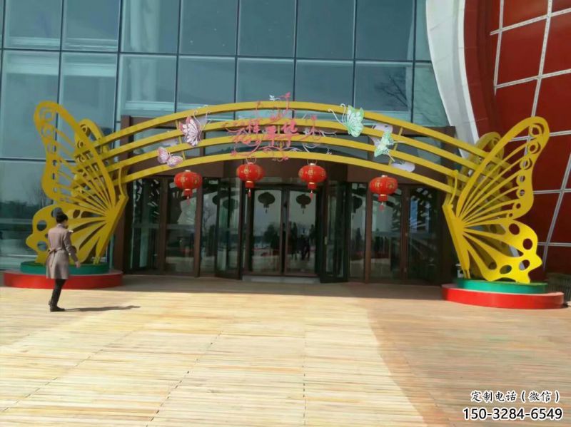 九龍坡蝴蝶拱門雕塑，鏤空烤漆效果，不銹鋼小區(qū)標(biāo)識(shí)雕塑