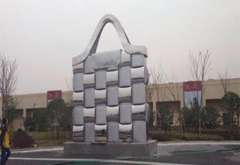 黔江景觀背包雕塑優(yōu)選，陸地?cái)[件，園林不銹鋼背包雕塑供應(yīng)