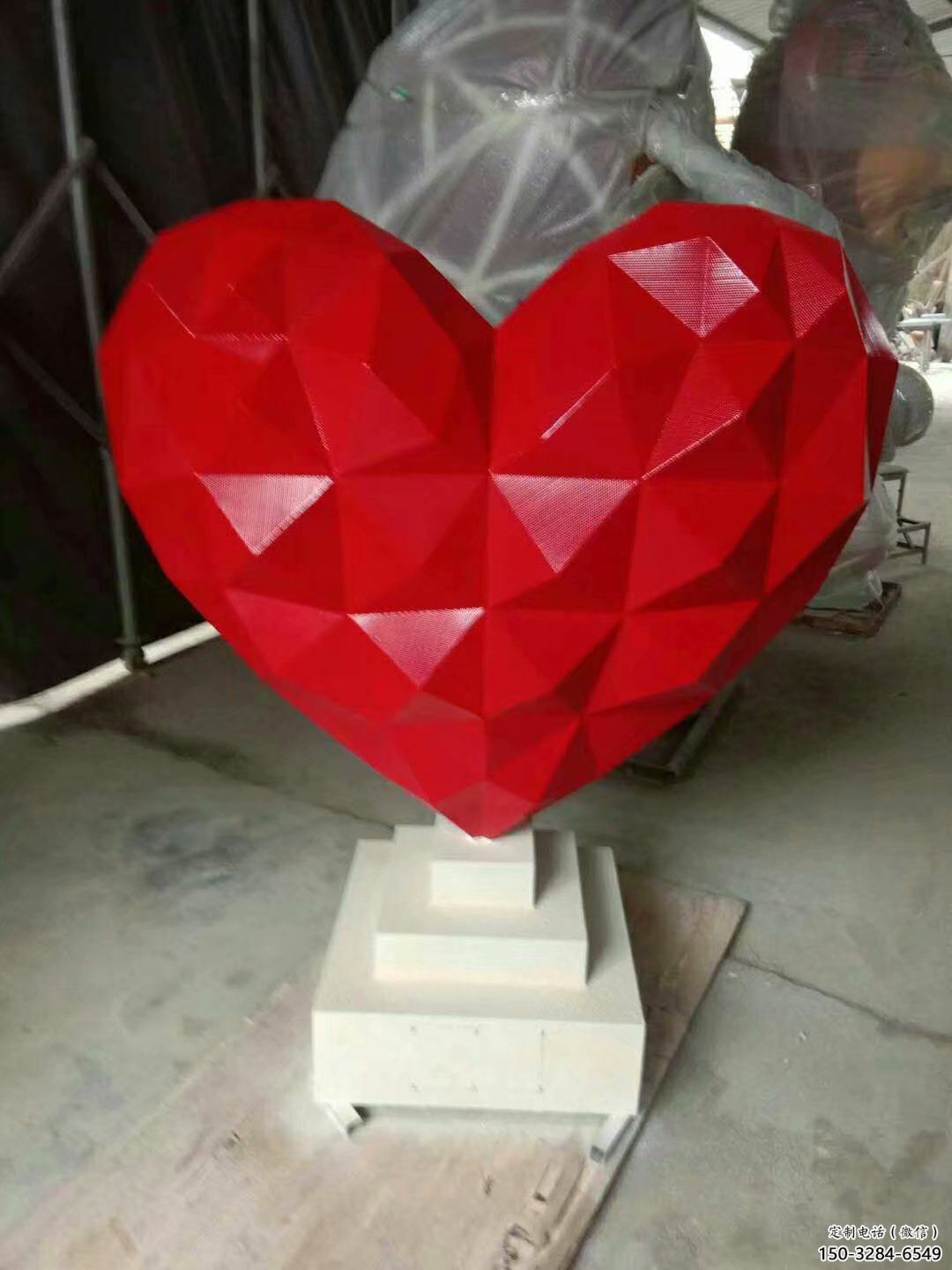 切面工藝不銹鋼桃心雕塑制作 切面工藝不銹鋼桃心雕塑制作